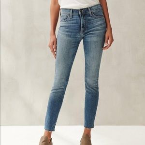 Classic High-Rise Skinny Jeans in Medium Blue